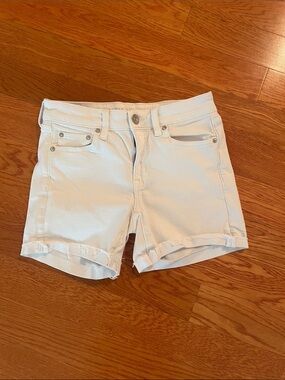American‎ Eagle Outfitters White Denim Cuffed Shorts